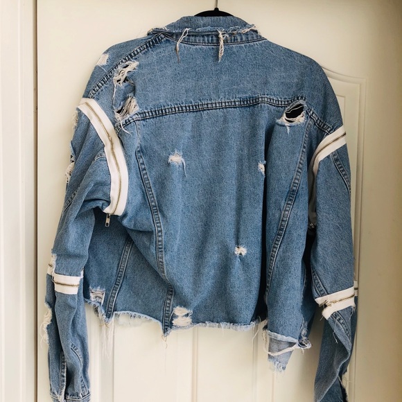 CARMAR LF DISTRESSED DENIM JACKET w/ ZIPPER DETAIL - Picture 2 of 4